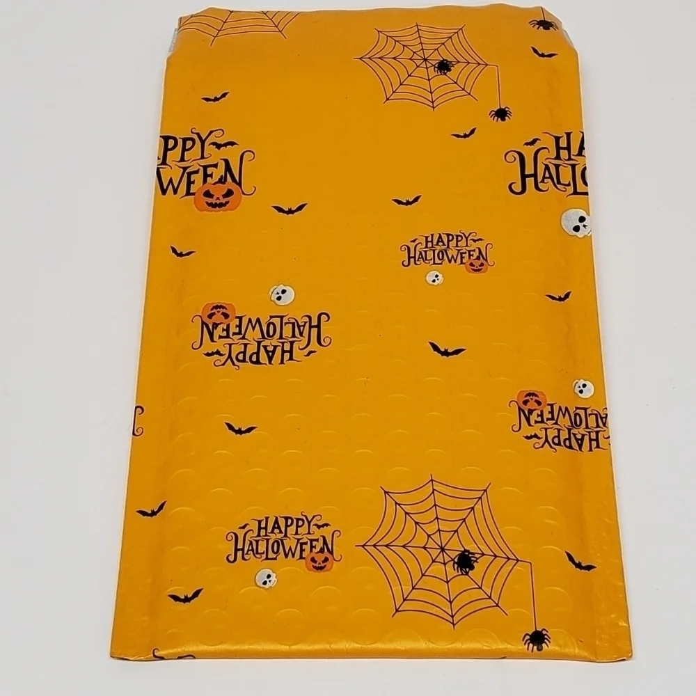 21 Happy Halloween 5x7 Padded Bubble Mailers